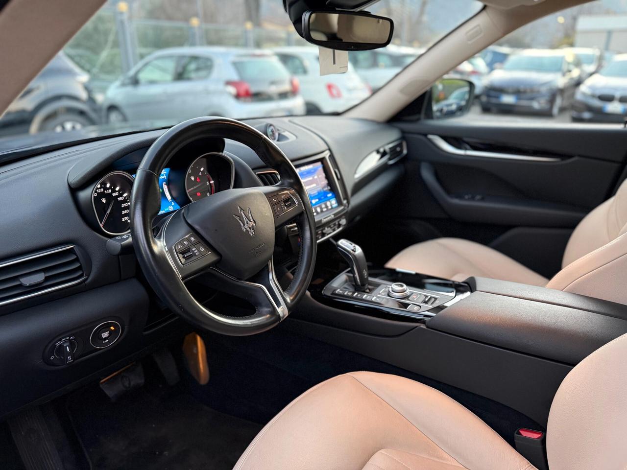 Maserati Levante 3.0 V6 Diesel 250 CV AWD Gransport