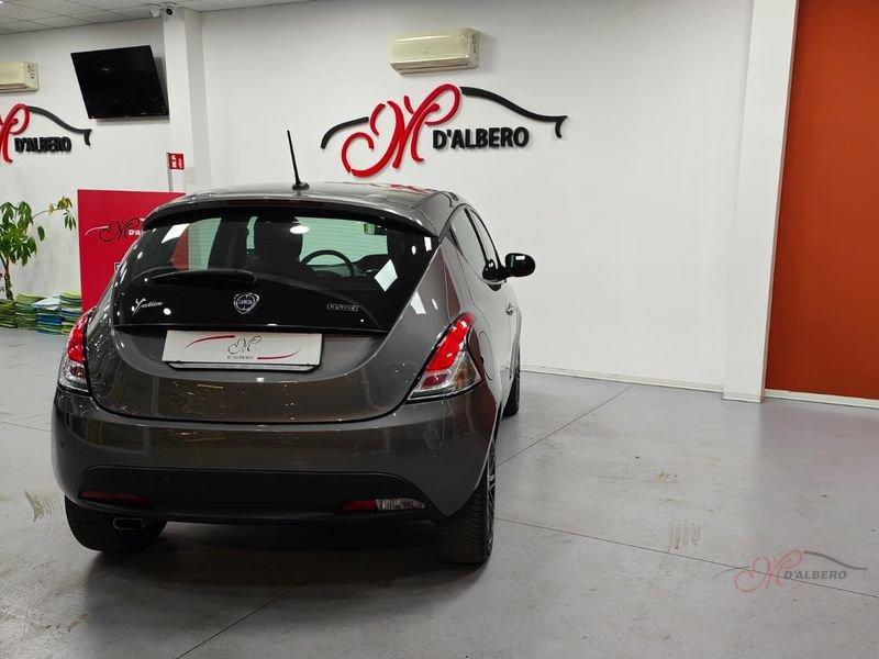 Lancia Ypsilon 1.0 FireFly 70cv Hybrid Gold