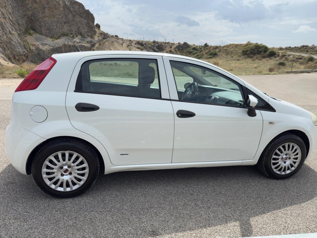 Fiat Grande Punto 1.3 MJT 75 CV 5 porte Fun