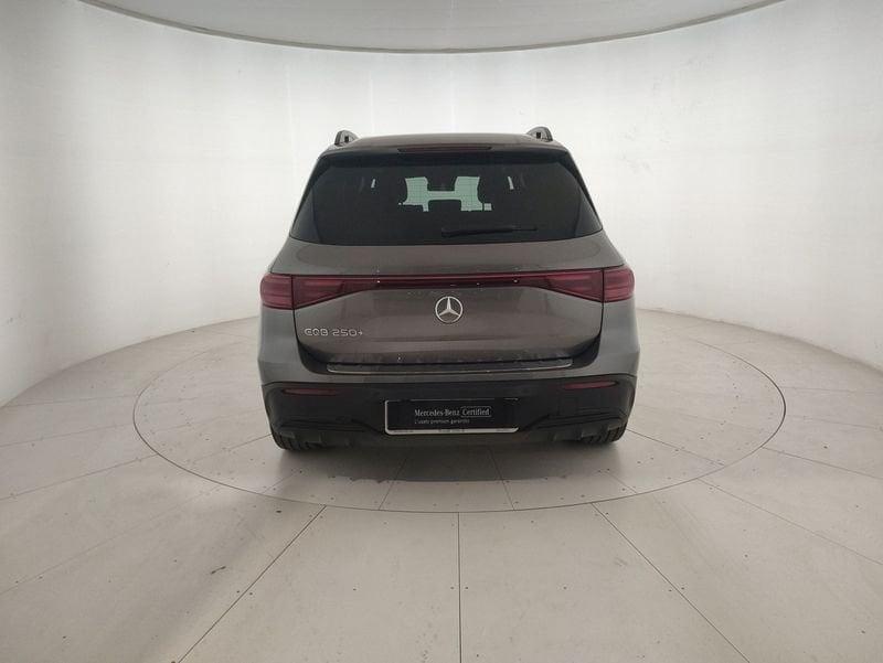 Mercedes-Benz EQB 250+ AMG Line Advanced