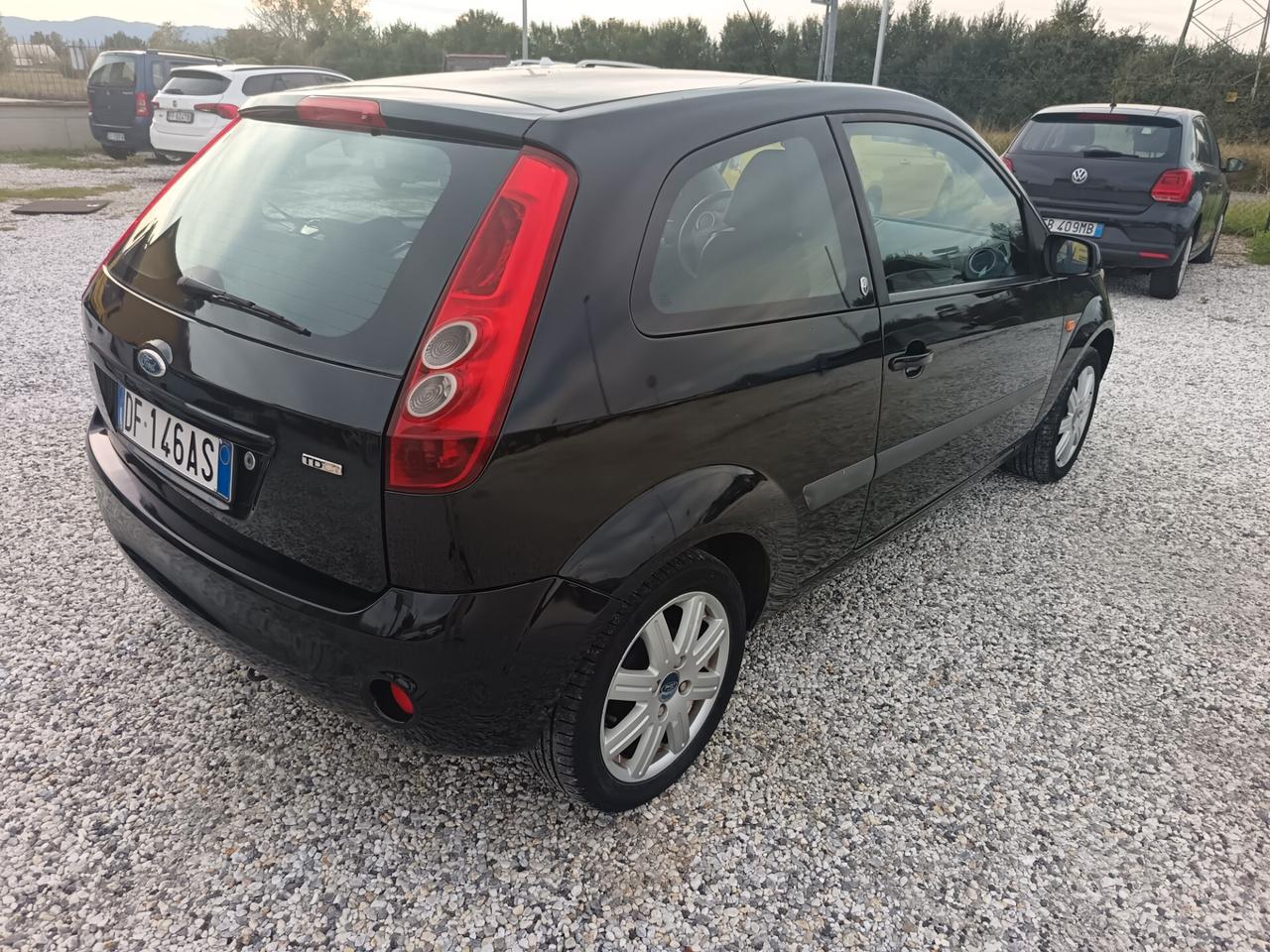 Ford Fiesta 1.4 TDCi 3p. Titanium