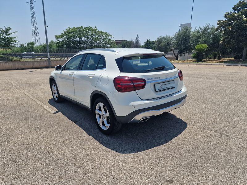 Mercedes-Benz GLA-X156 2017 - GLA 180 d Sport auto