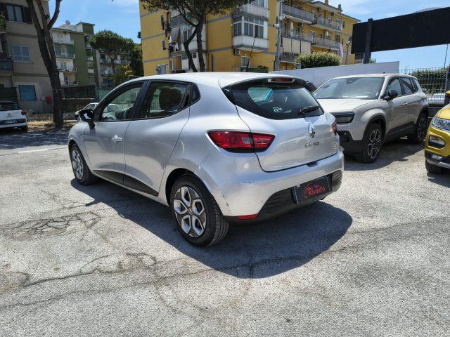 RENAULT Clio 1.2 75CV 5 porte Costume National