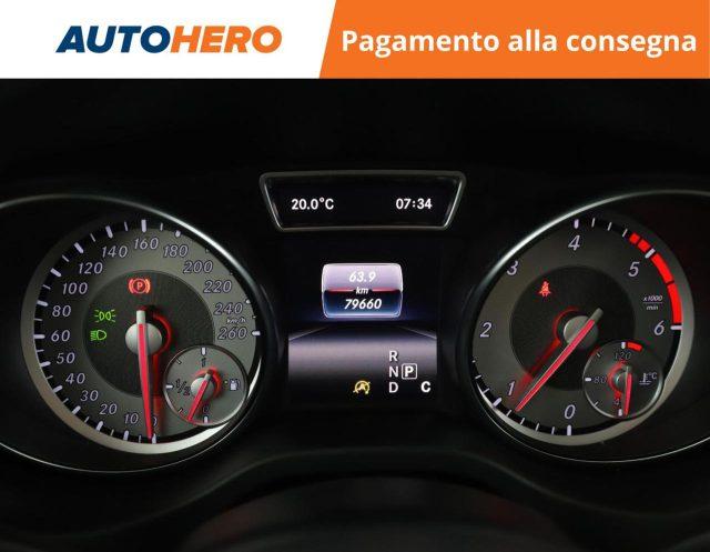 MERCEDES-BENZ GLA 200 d Automatic 4Matic Sport