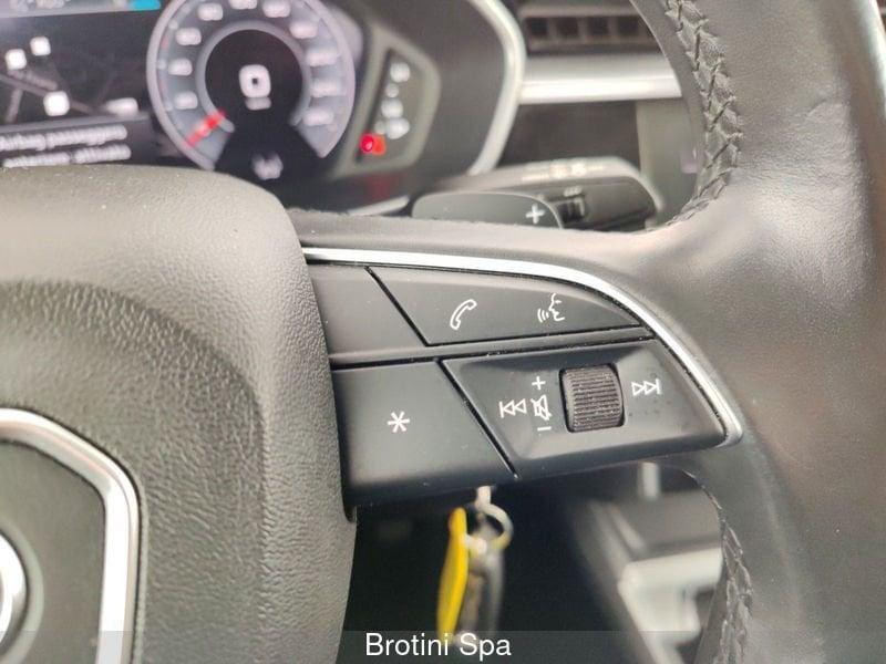 Audi Q3 Q3 35 TDI S tronic Business Advanced