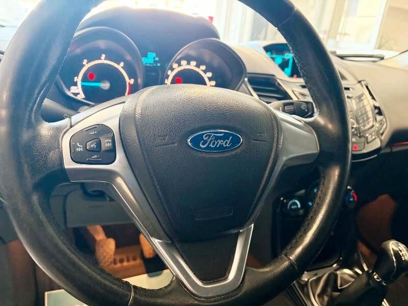 Ford Fiesta 1.5 TDCi 75 CV Titanium