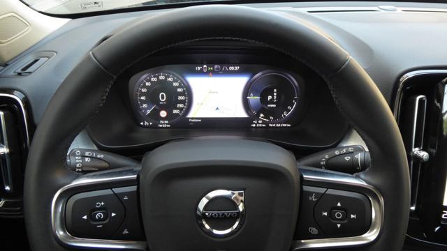 VOLVO XC40 T4 Recharge Plug-in Hybrid automatico Inscription