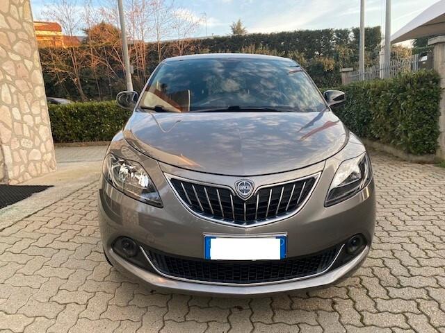LANCIA YPSILON 1.0 HYBRID SILVER 39000KM PREZZO REALE