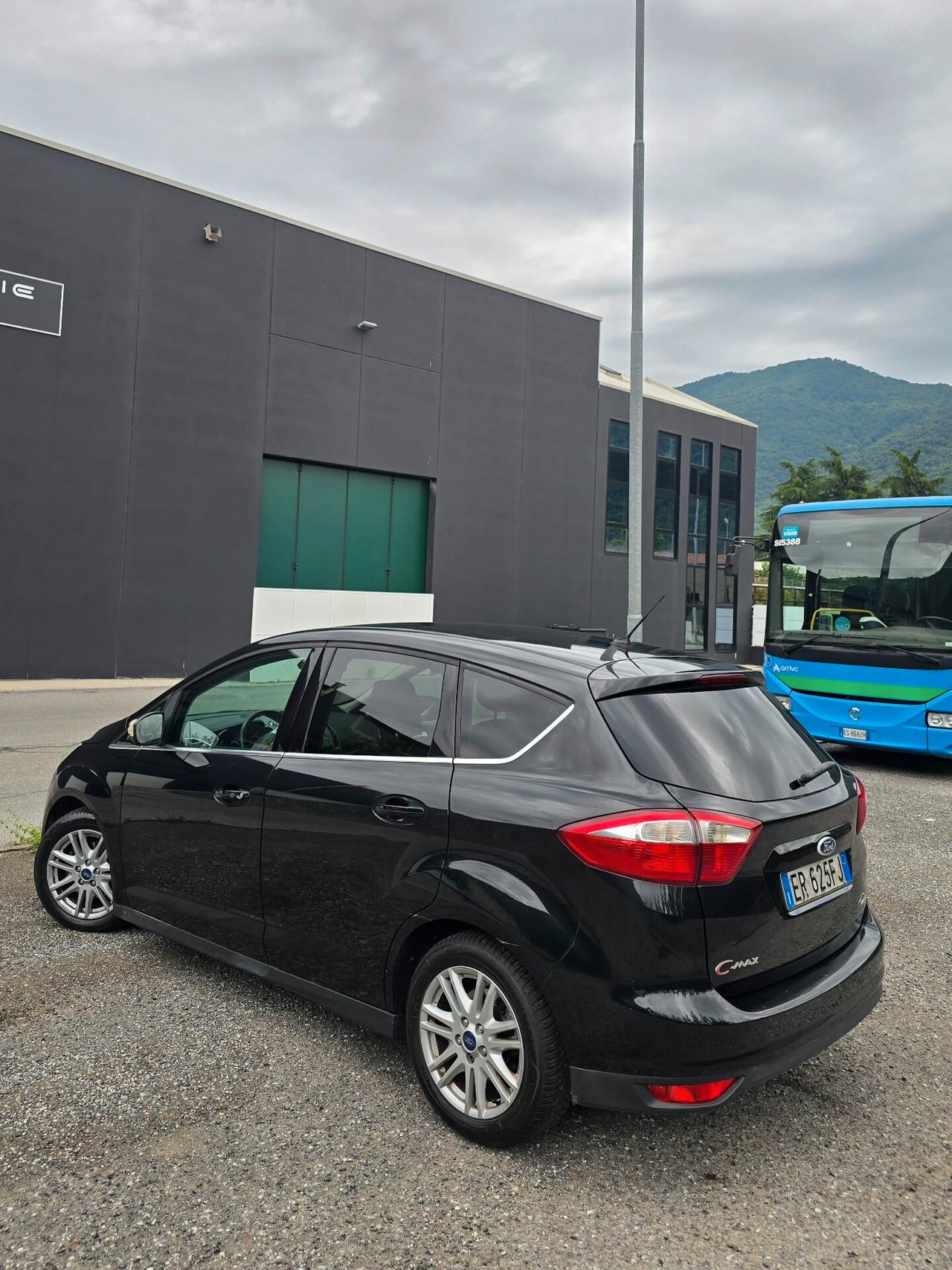 Ford C-Max Titanium