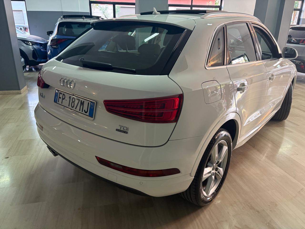 Audi Q3 2.0 150 CV quattro S tronic Sport * TETTO APRIBILE