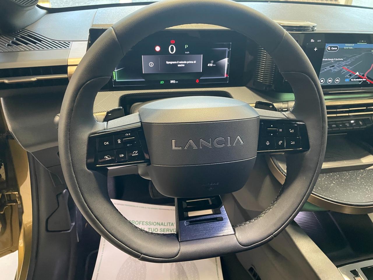 Lancia Ypsilon Hybrid e-DCT LX