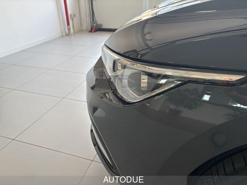 Volkswagen Golf 8 2.0 TDI STYLE 115CV DSG