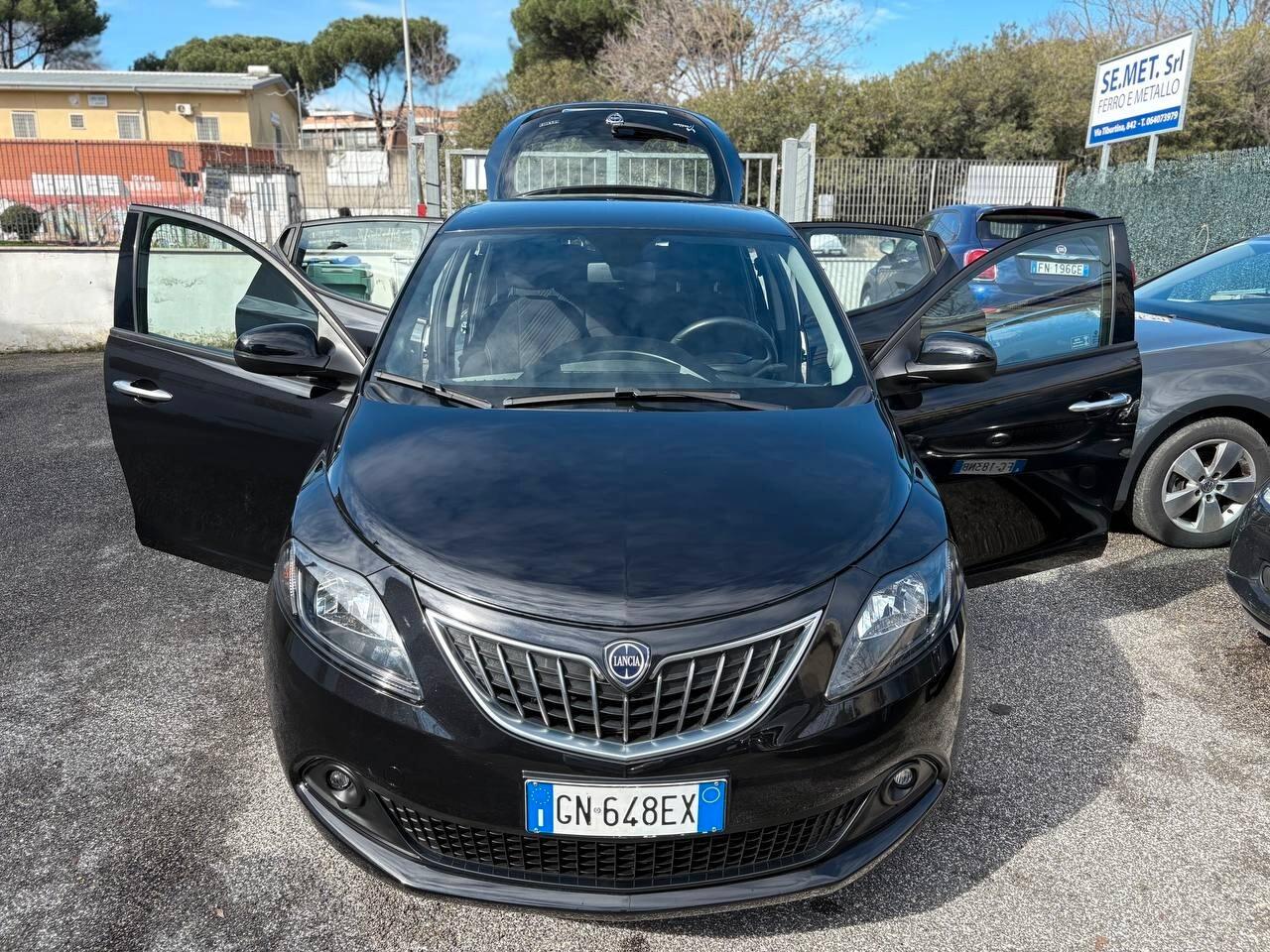 Lancia Ypsilon 1.0 FireFly 5 porte S&S Hybrid Gold