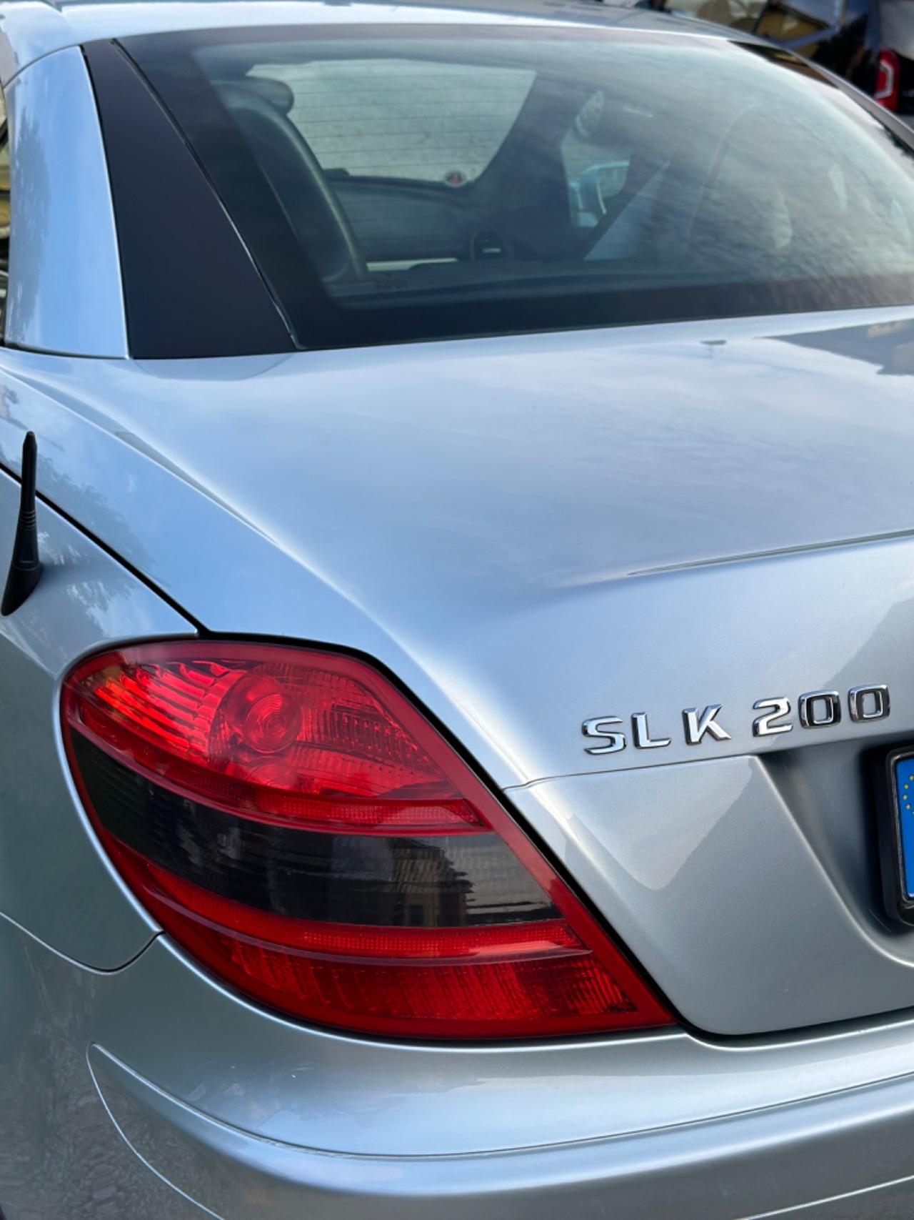Mercedes-benz SLK 200 KOMPRESSOR UNICOPR KMCERT