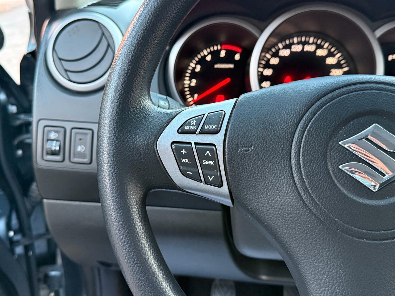 Suzuki Grand Vitara 1.9 DDiS 5P UNICOPROPRIETARIO