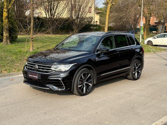 VOLKSWAGEN Tiguan 2.0 TDI 150 CV SCR DSG R-Line UNICO PROPRIETARIO