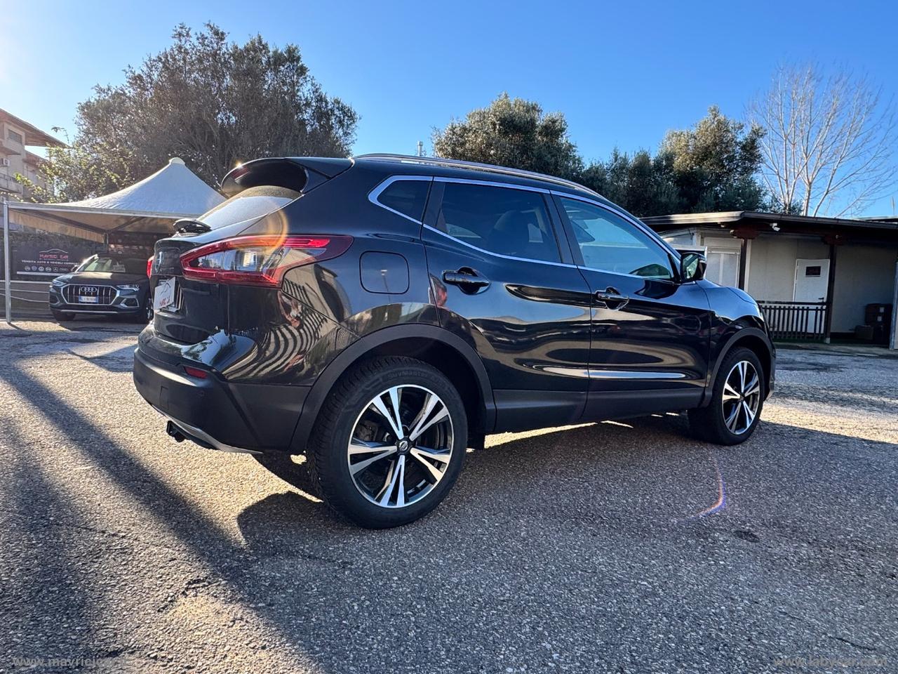 NISSAN Qashqai 1.6 dCi 4WD N-Connecta