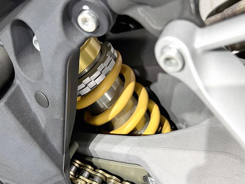 MV Agusta Brutale 990 R