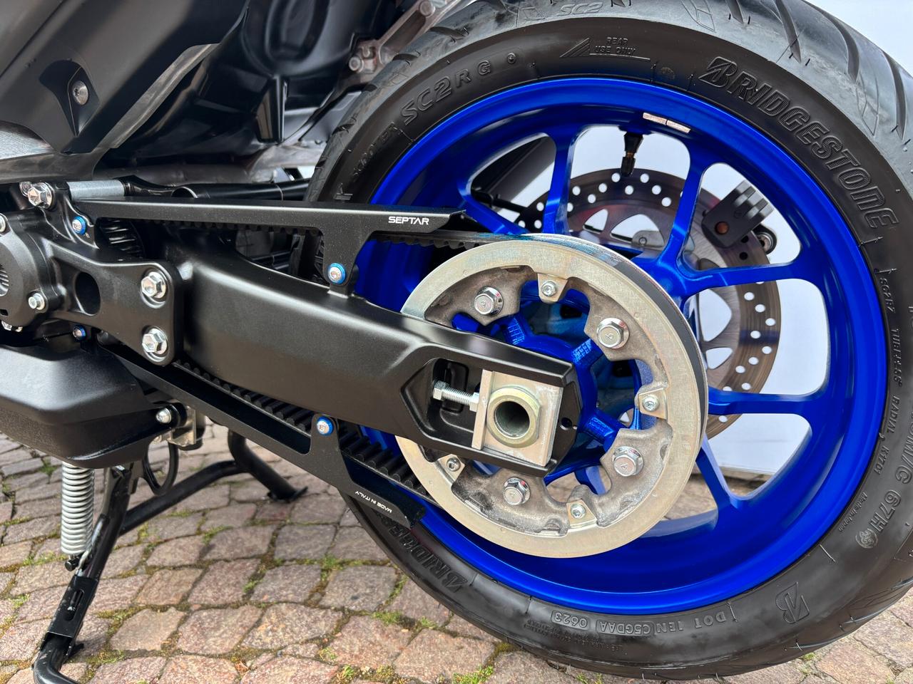 Yamaha T Max 560