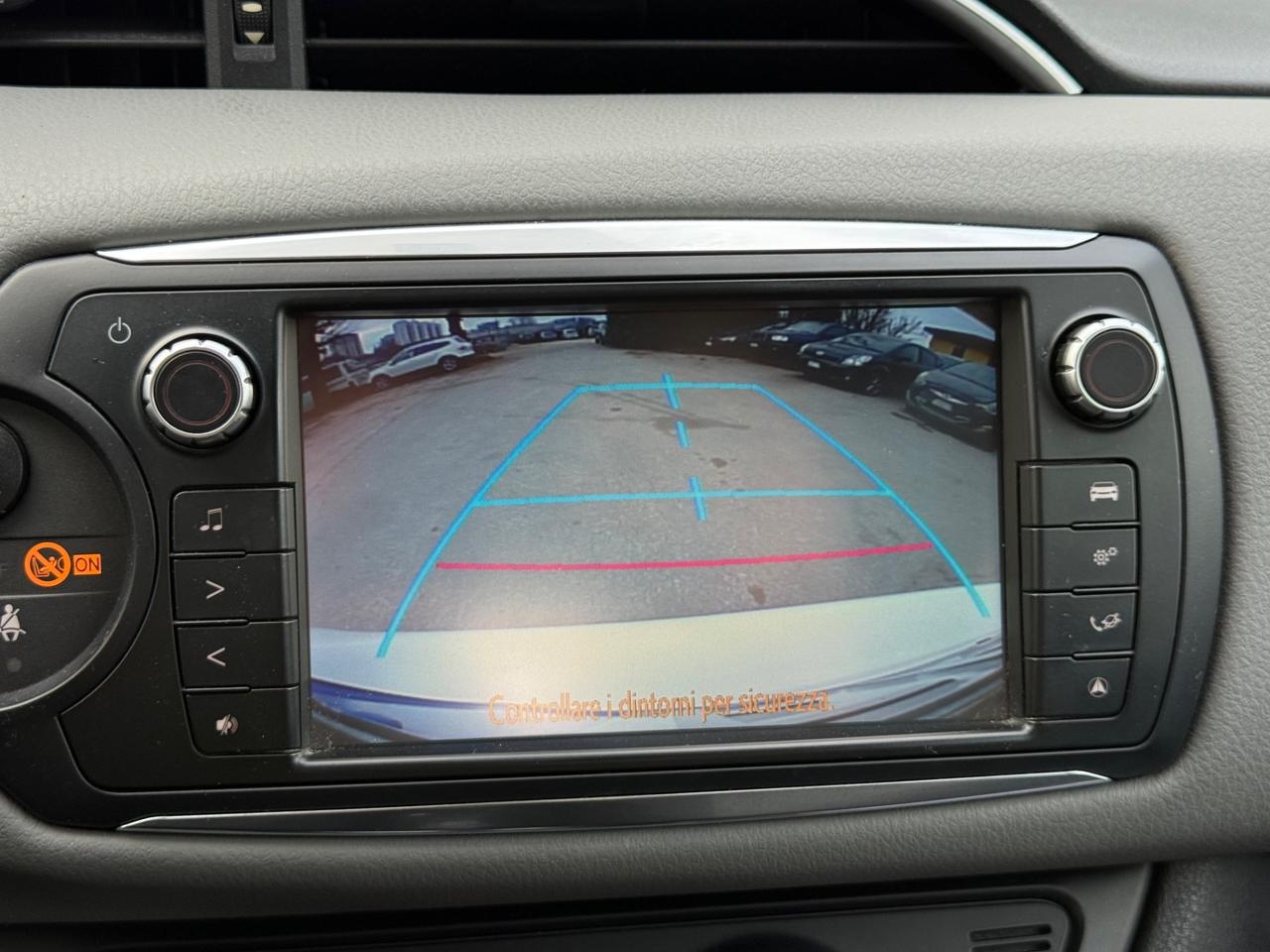 Toyota Yaris 1.0 5 porte Lounge