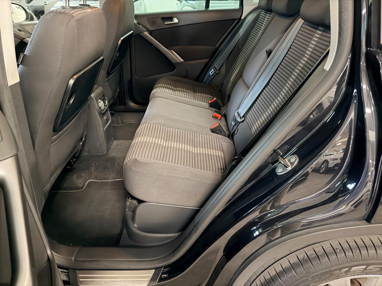 Volkswagen Tiguan 2.0 16V TDI DPF Sport & Style (18°)