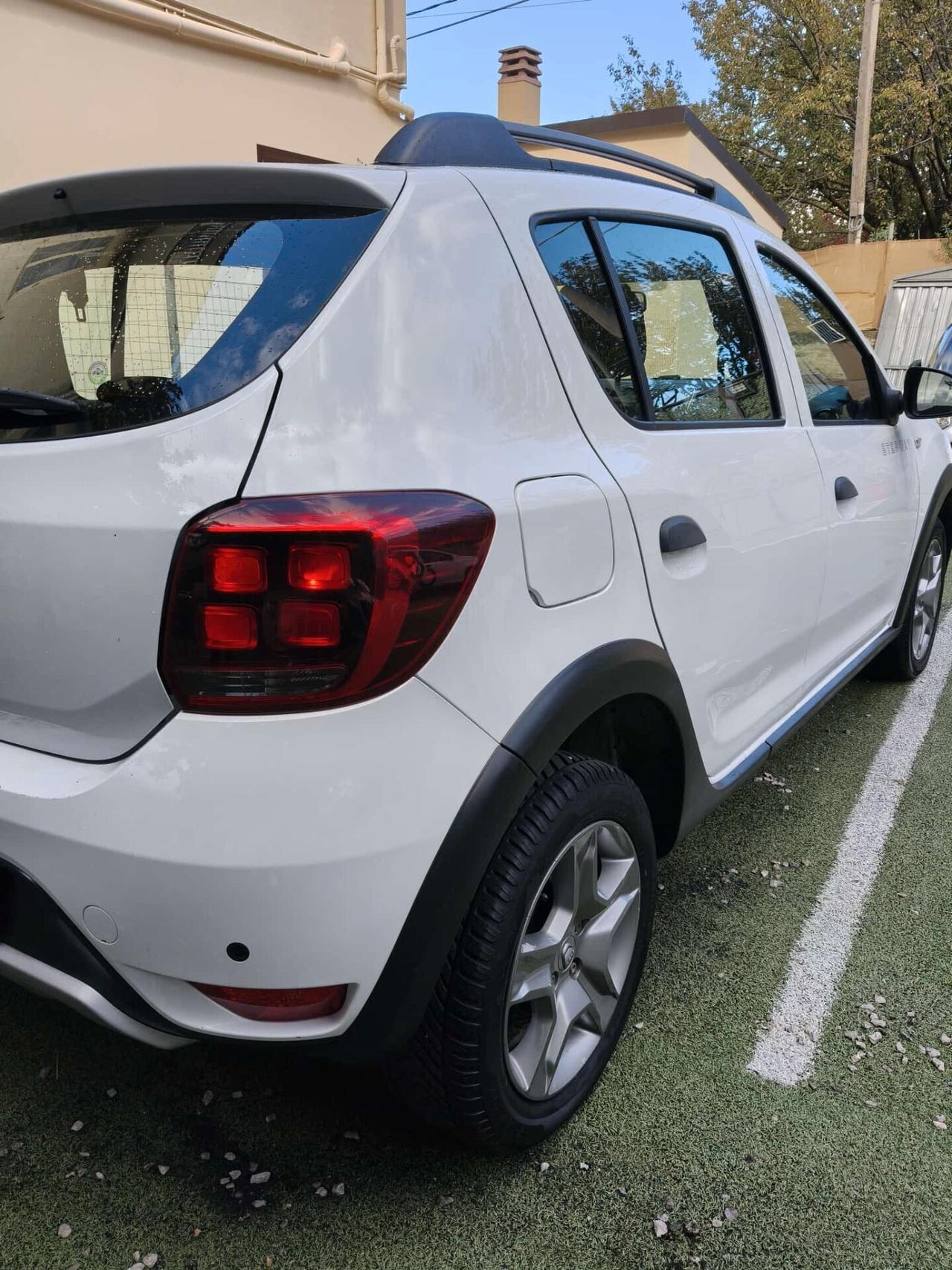 Dacia Sandero Stepway 1.5 DCI 90CV FINE2017