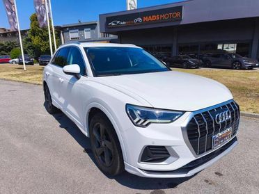 AUDI Q3 40 TDI quattro S tronic Business