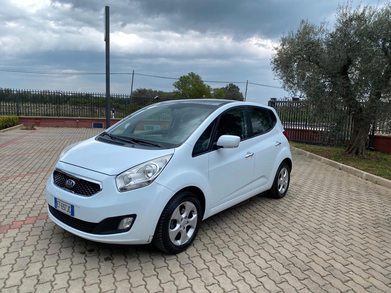 Kia Venga 1.4 CRDi 90CV Cool ---KM CERTIFICATI---TETTO PANORAMICO