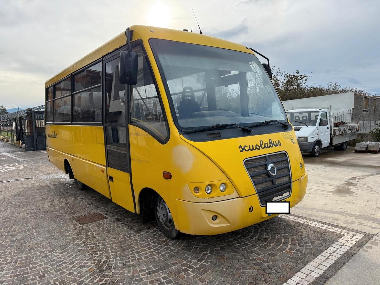 IVECO SCUOLABUS ANNO 2004 2.8 DIESEL 145 CV