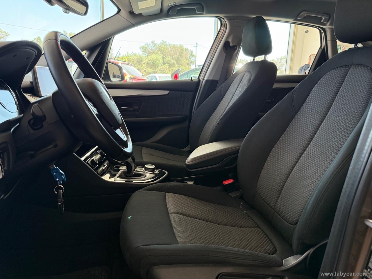 BMW 216d Active Tourer Business