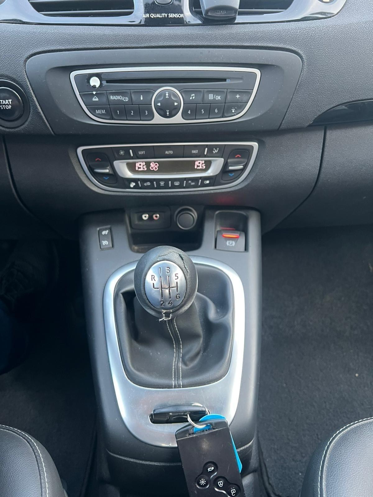 Renault Scenic Scénic X-Mod 1.5 dCi 110CV EDC Dynamique