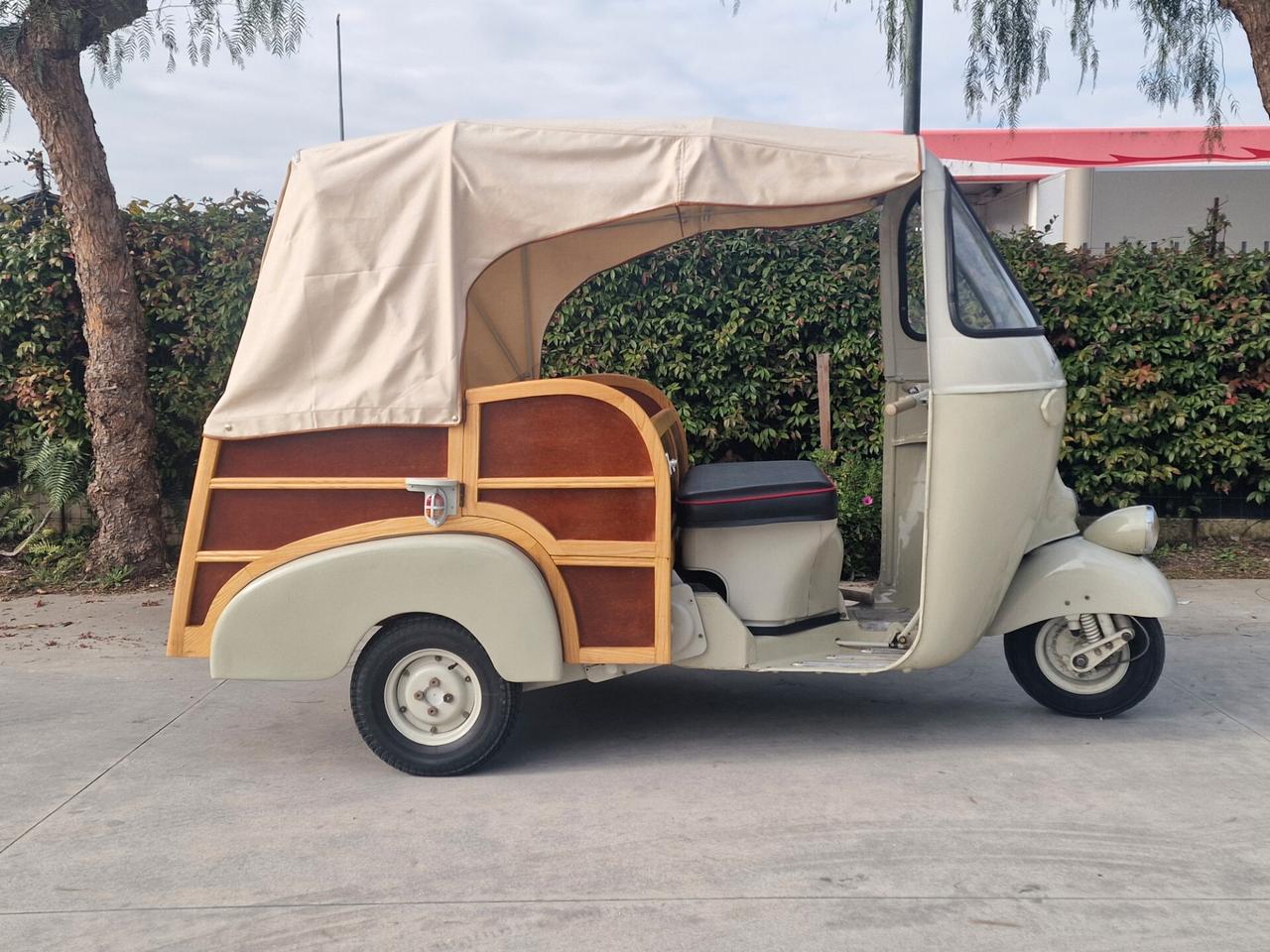 Piaggio Ape Raro Calessino AC1