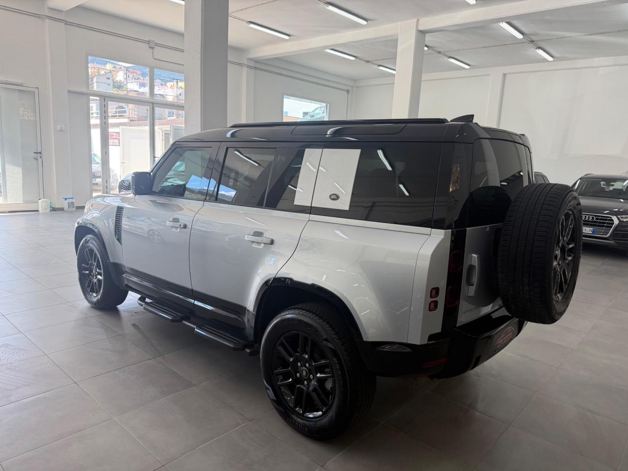 Land Rover Defender 250 CV X-Dynamic SE FINANZIABILE