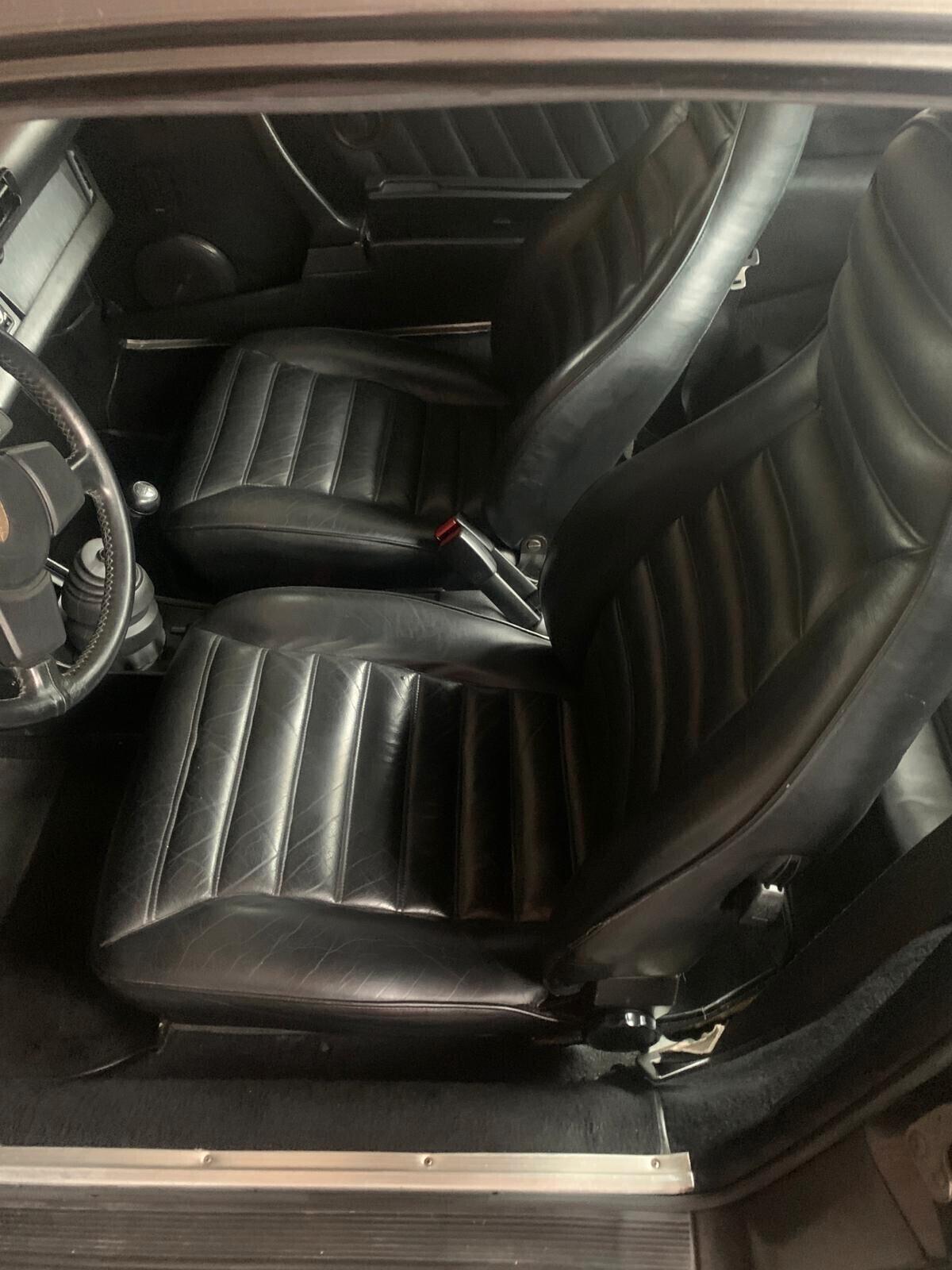 Porsche 911 3.3 Turbo Coupé anno 1980-930- 54000 km- un proprietario utilizzatore-motore nuovo con garanzia