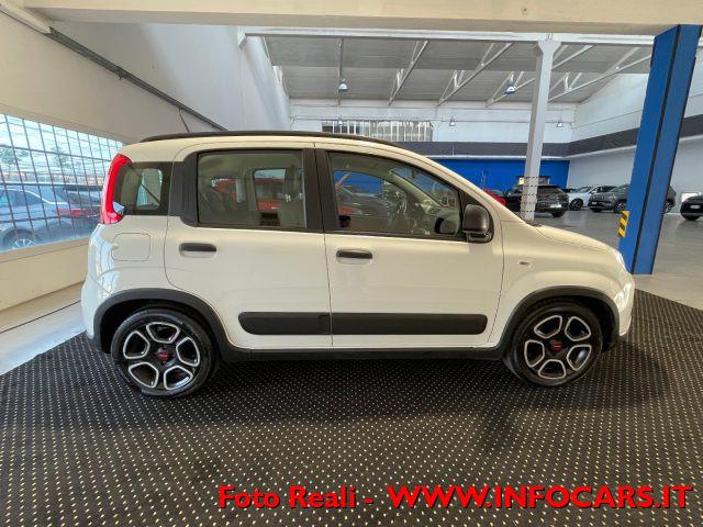 FIAT Panda 1.0 FireFly S&S Hybrid City Life PROMO !!