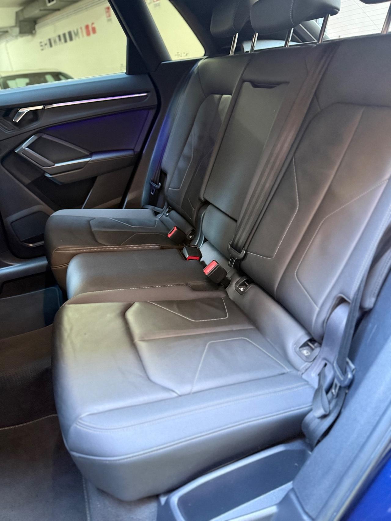 Audi Q3 35 TDI quattro S tronic Identity Black