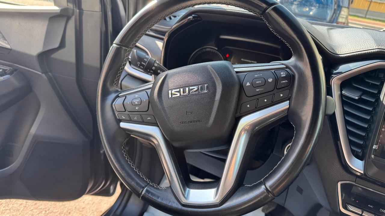 Isuzu D-Max N60 -Max 1.9 td crew Solar Supernova 4x4 + IVA