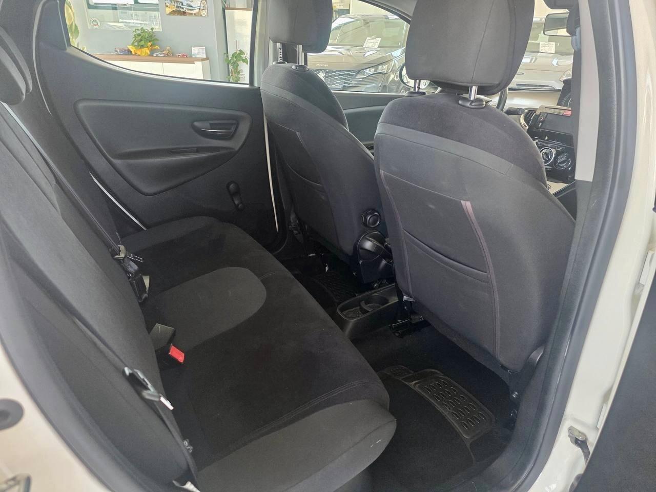 Lancia Ypsilon 1.2 69 CV 5 porte GPL Ecochic Gold
