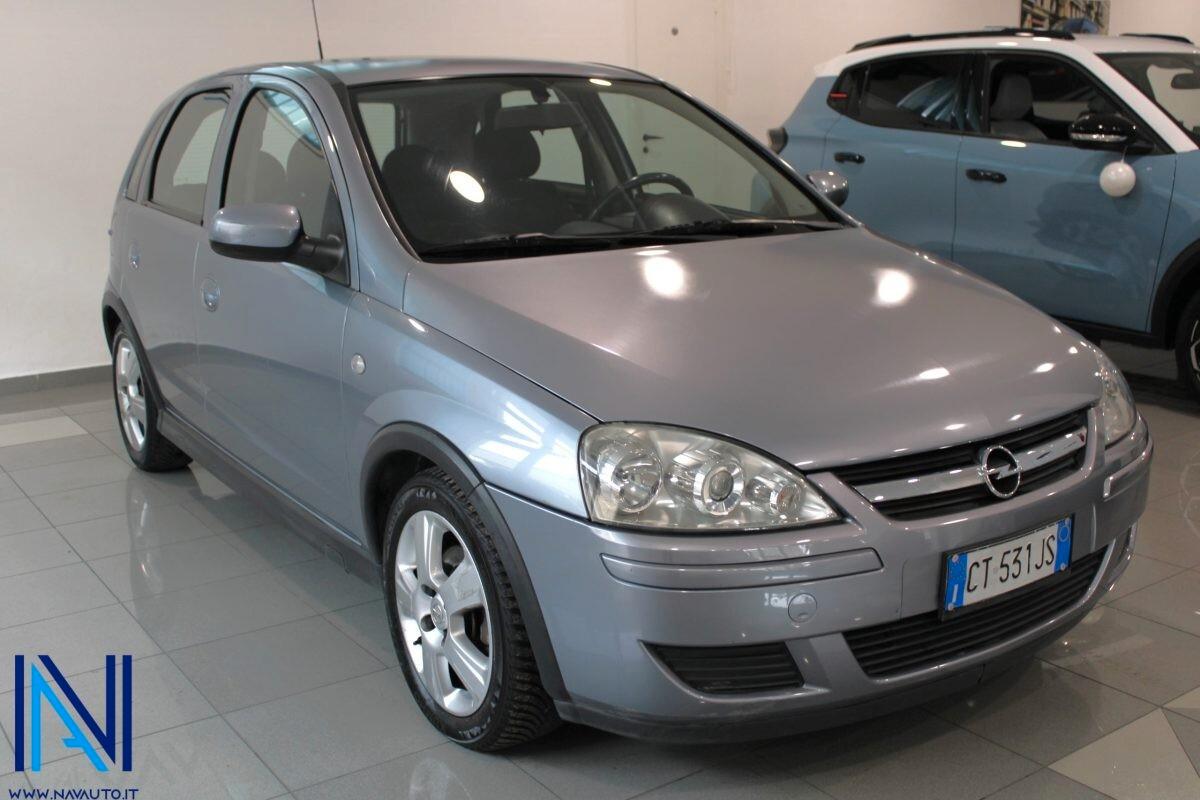 OPEL Corsa 1.3 CDTI Cosmo - 2005