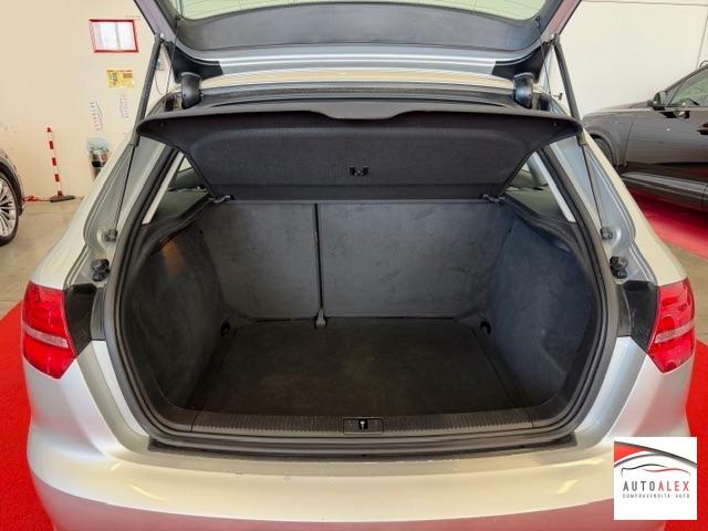 AUDI - A3 Sportback Sportback 1.6 tdi Attraction