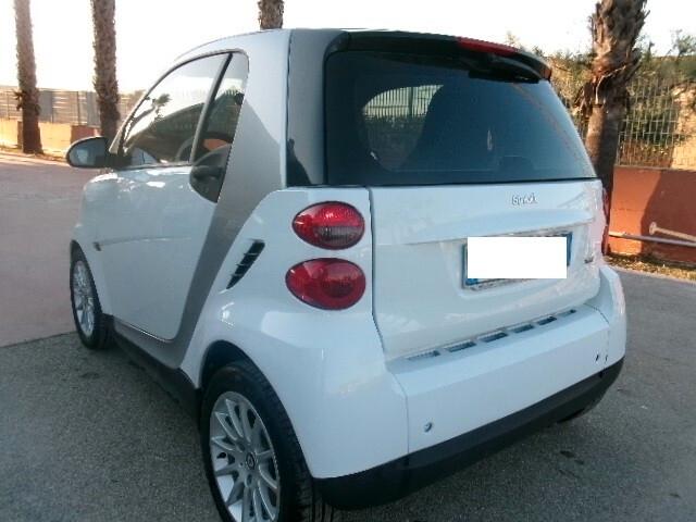 Smart ForTwo 1000 52 kW coupé limited two