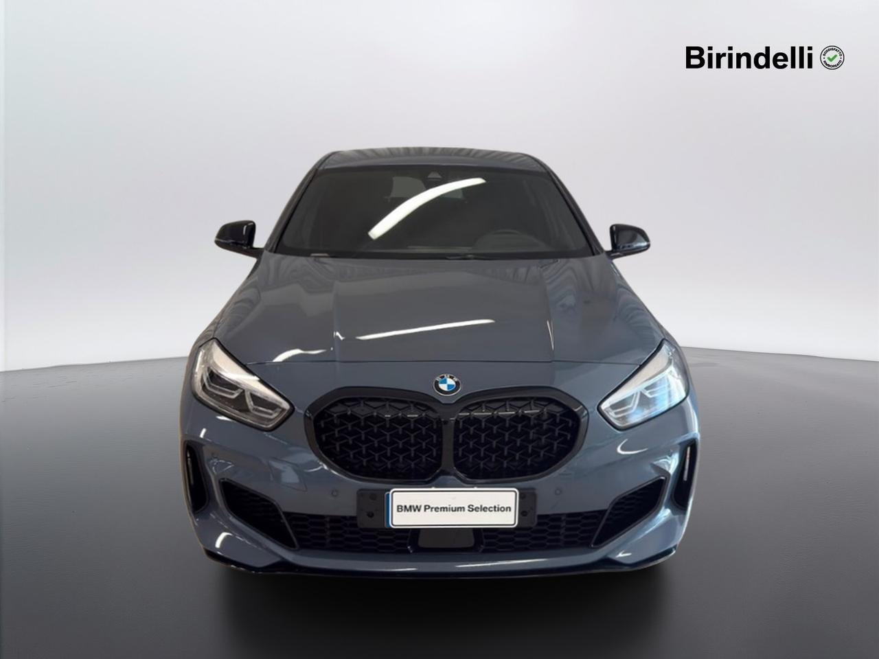 BMW Serie 1 (F40) - M 135i xDrive