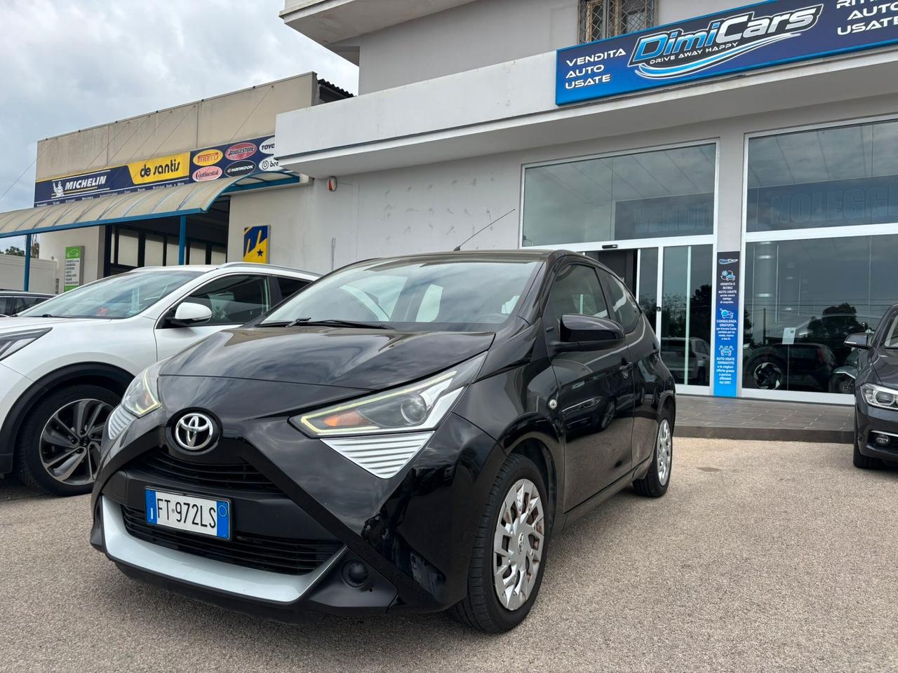 Toyota Aygo 1.0 VVT-i 72 CV 5 porte x-cite