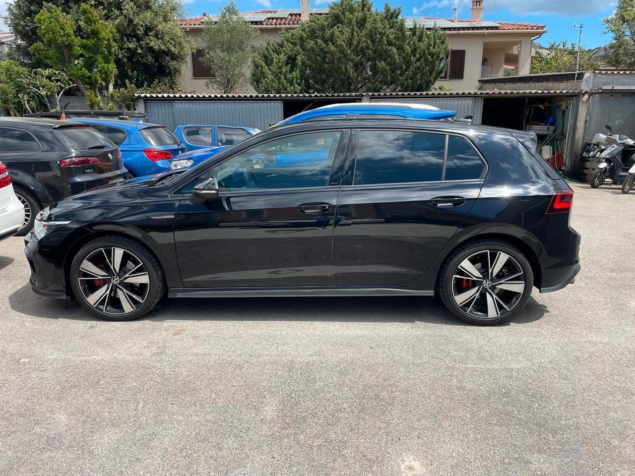 Volkswagen Golf 8 GTD 2.0 200cv DSG