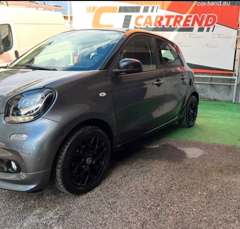 Smart ForFour 70 1.0 twinamic Superpassion