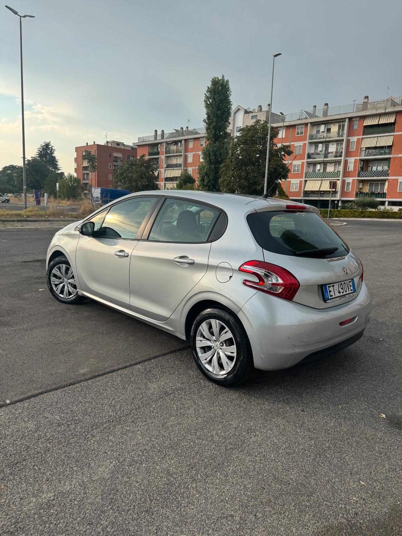 Peugeot 208 1.0 VTi 68 CV 5 porte Active