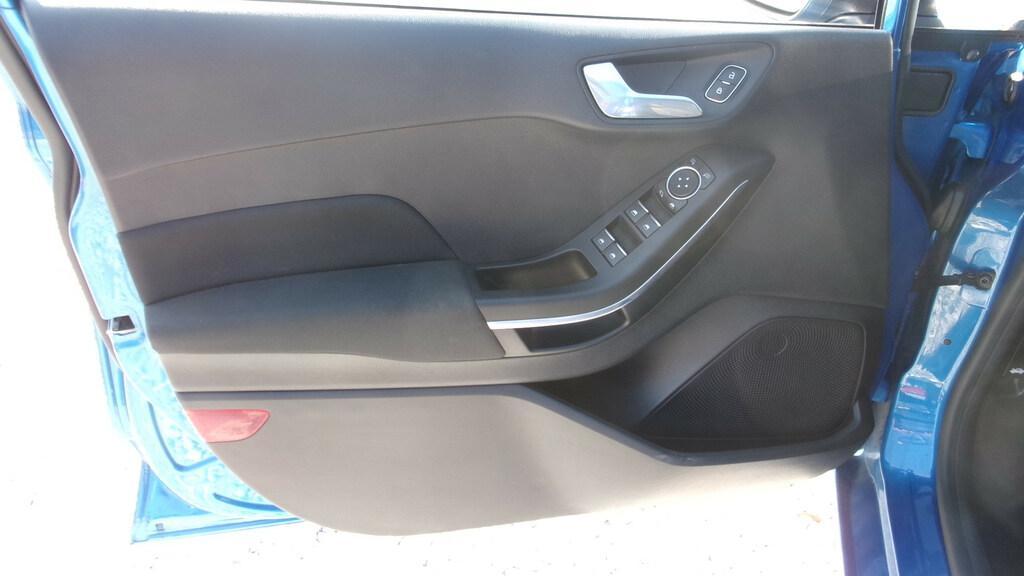 Ford Fiesta 5 Porte 1.1 Titanium