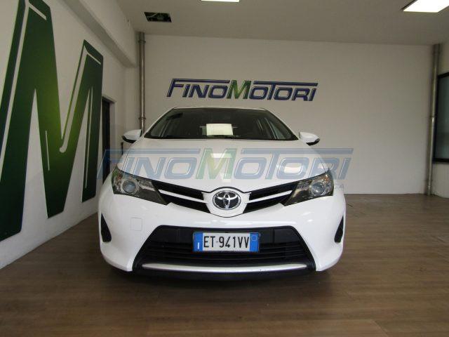 TOYOTA Auris 1.3i 100 CV 5 porte