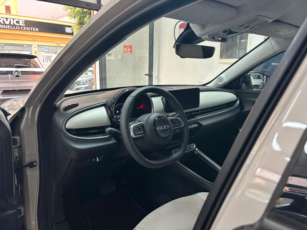 Fiat 600 Hybrid 100 CV DCT MHEV La Prima