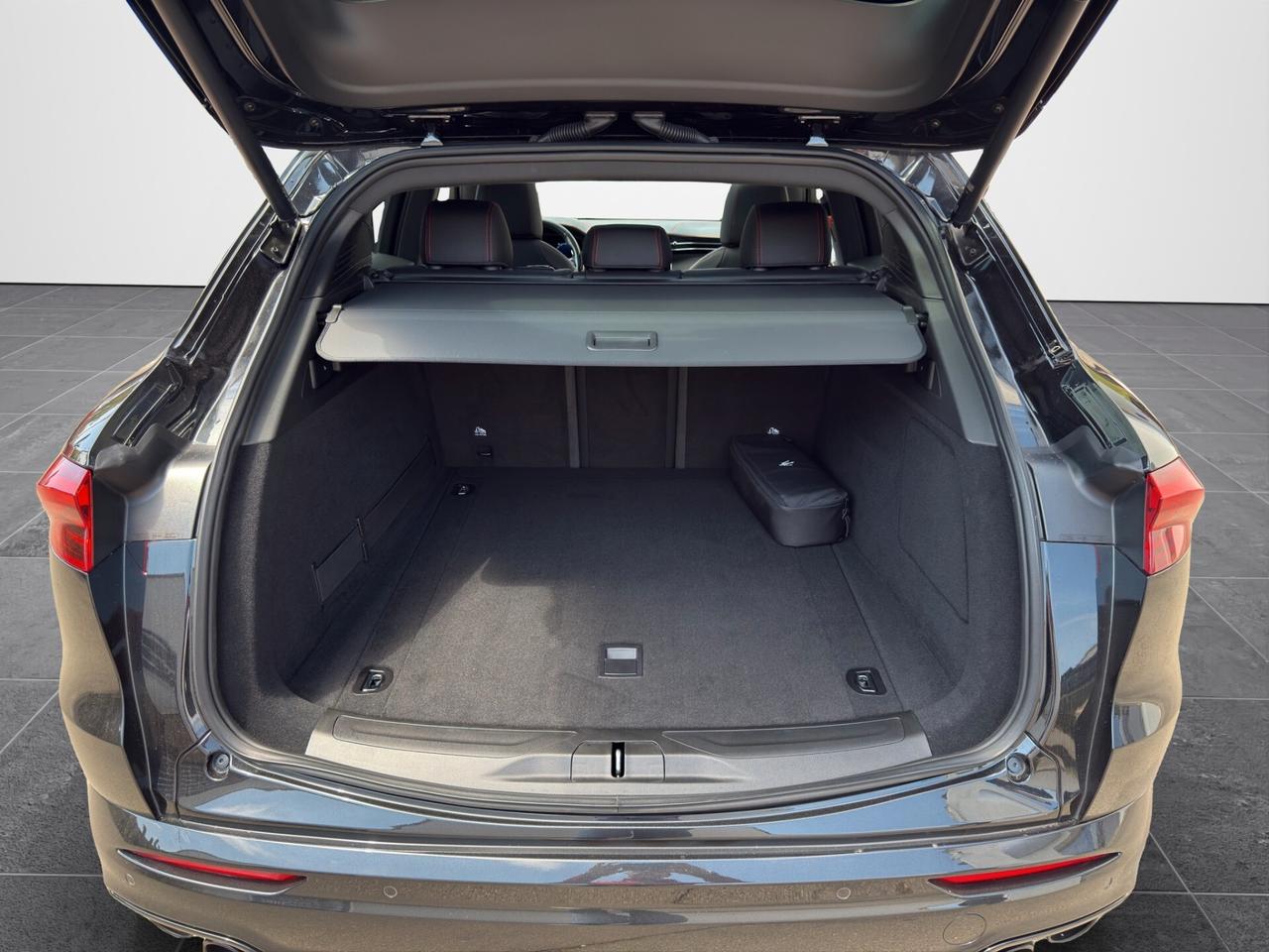 Maserati Grecale MHEV 330 CV AWD Modena